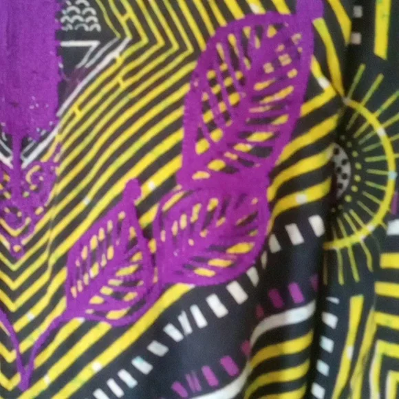 Amazing caftan style dress in cotton print yellow purple black One Size NWOT - Picture 4 of 11